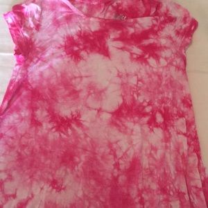 Size 6 tie dye pink Justice shirt